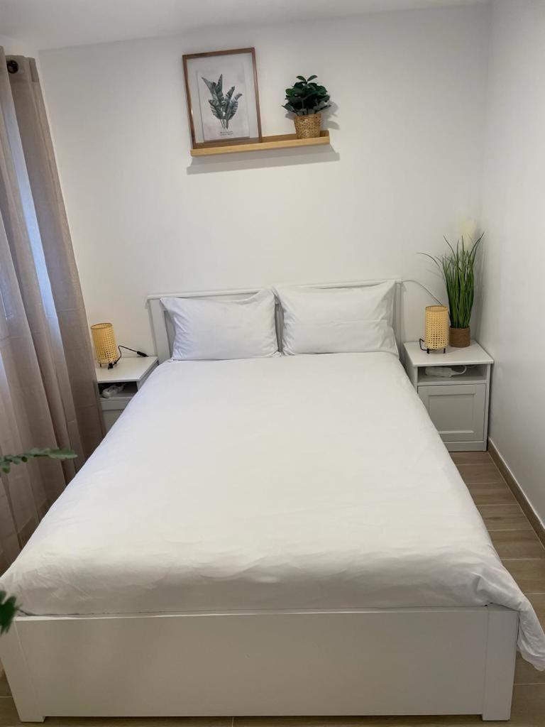 Residence Chene- 15 Mn De Paris Et 05 Mn D'Orly Aeroport Viry-Chatillon Exterior photo